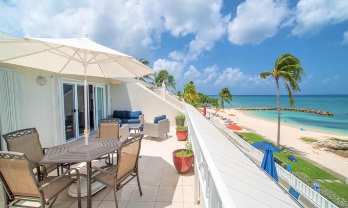 Seven Mile Beach Wohnung | Sunset Cove # 303