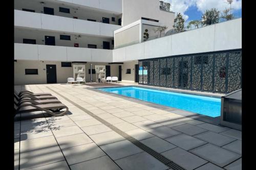 Fonyodliget Wohnung | Sunset Resort 409 With Pool - Happy Rentals