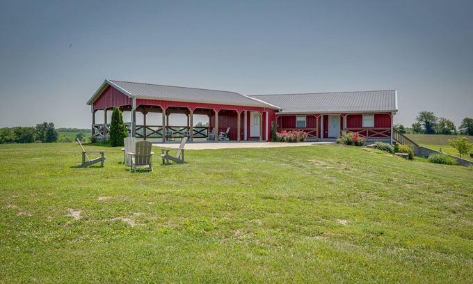 Clinton County Wohnung | ‘Sunset View’ Home: 1 Mi to Smithville Lake!