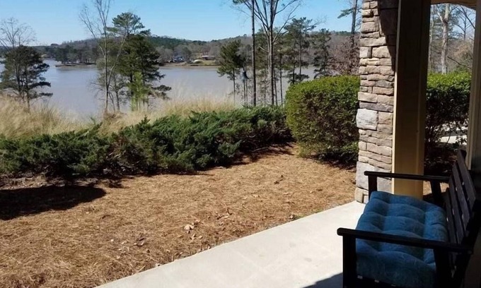 Talladega Eigentumswohnung | Blick auf den Sonnenuntergang über Logan Martin