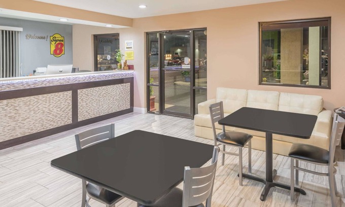 Bryant Hotel | Super 8 by Wyndham Bryant Little Rock Area