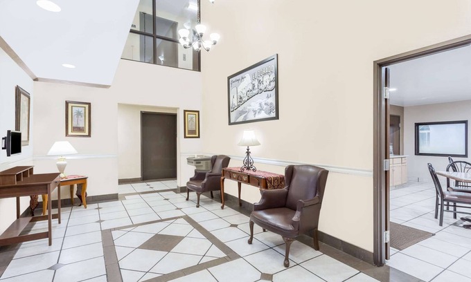 El Dorado Hotel | Super 8 by Wyndham El Dorado