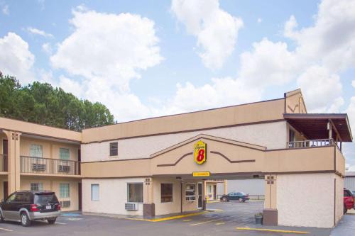 Monticello Hotel | Super 8 by Wyndham Monticello AR