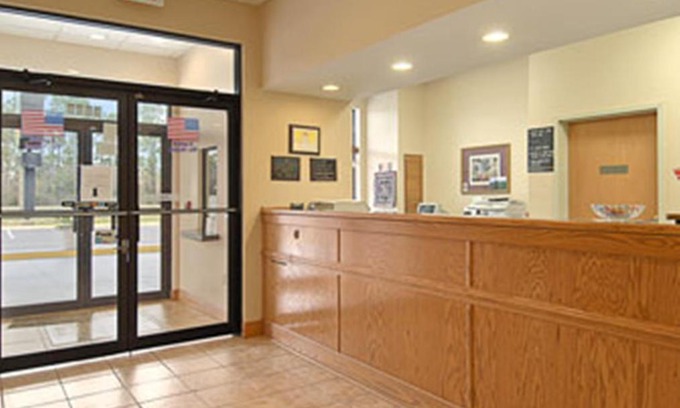 Kreole Hotel | Super 8 by Wyndham Pascagoula