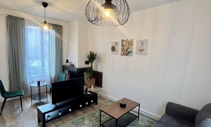 Gagny Haus | Super Appartement Chaleureux à 30 min de Paris