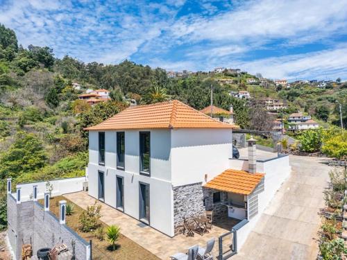 Camacha Haus | SUPER Camacha - Casa da Eira
