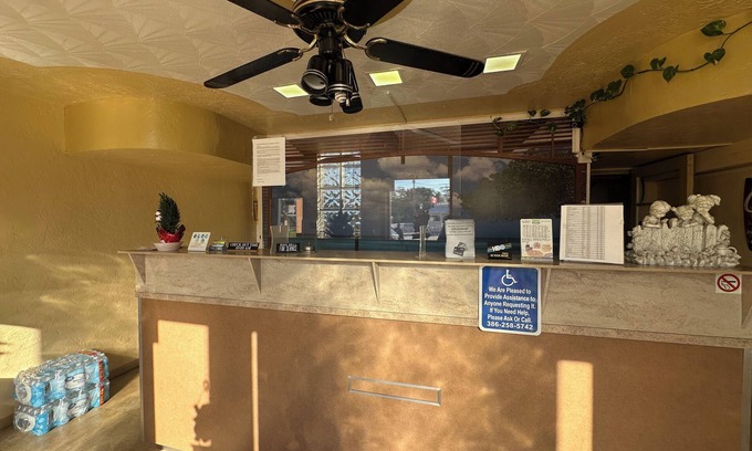 Daytona Beach Hotel | Super Inn By Oyo Daytona Beach Near Airport