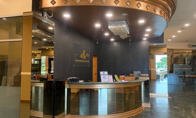 Mentakab Hotel | Capital O 90146 Alh Continental Resort