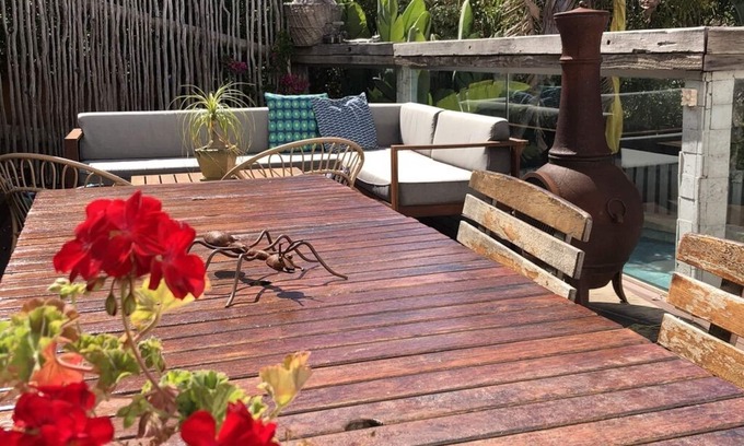 Jan Juc Bed & Breakfast | Gorgeous 4 room beach guest suite. Breakfast included.