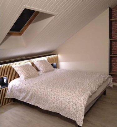 Arbois Wohnung | Superbe studio en résidence rue de courcelles
