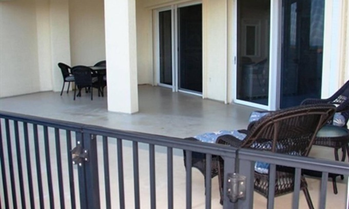 Palm Coast Eigentumswohnung | Surf Club I - 1107 Schönes Erdgeschoss / Meerblick / Riesiger Patio / Wi-F