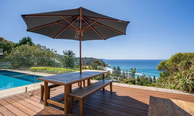 Whale Beach Haus | Surfs Up Whale Beach