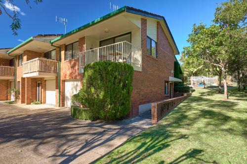 Black Head Haus | Surfview On The Park