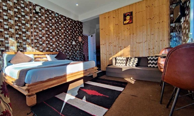 Matiana Hütte | Surrounded by Mountains Deluxe Room- King size bed