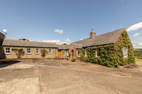 Durham Haus | Swallows’ Barn