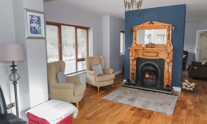 Ballyroddy Hütte | Swan Lake