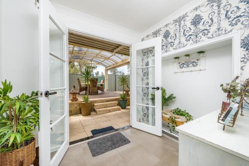 Belhus Haus | Swan Valley