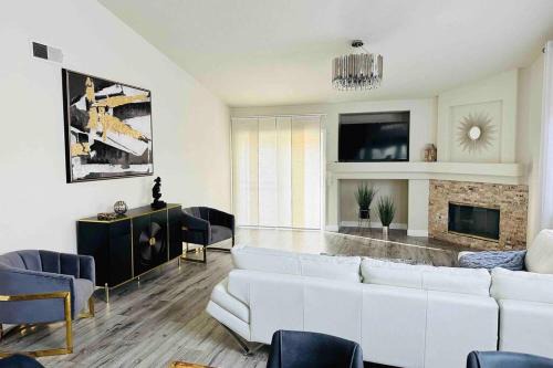 Antelope Haus | Sweet Holiday