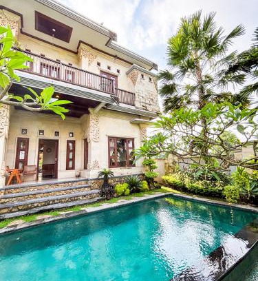 Penatih Villa | Swikara White House