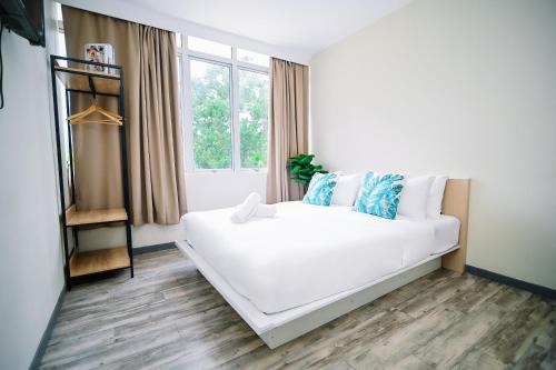 Presint 15 Hotel | Swing & Pillows - Putrajaya Selangor