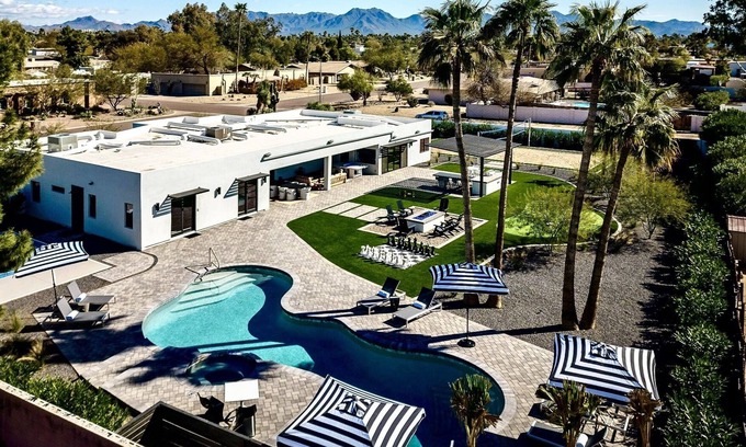 Shea North Estates Haus | FUN Game Room+Volleyball+SportCT+Golf+Pool+HotTub