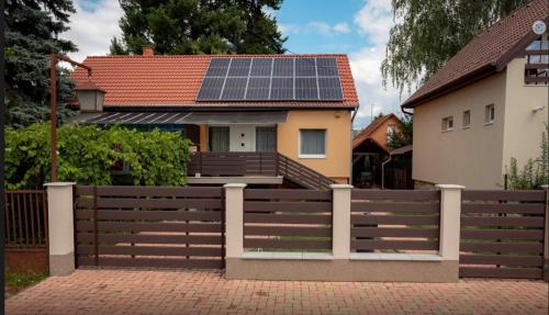 Zsorifurdo Haus | Százszorszép Apartman