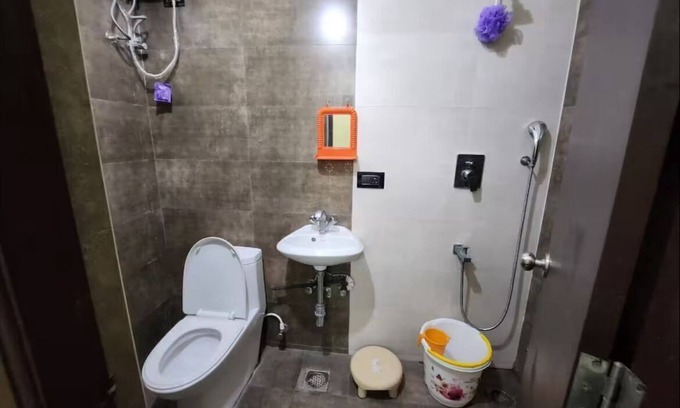Teynampet Haus | T.Nagar Teynampet, Chennai Soothing building with AC in vibrant Chennai