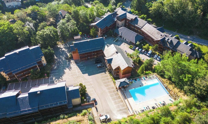 Ax-les-Thermes Eigentumswohnung | T2 climatisé | À proximité du centre | Piscine
