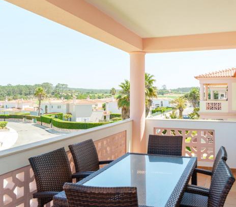 Praia del Rei Wohnung | T2 espaçoso Praia Del Rey, Óbidos piscina comum, Caravelas