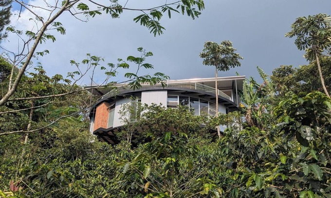 Poas Volcano National Park Haus | Ta Lo: Circular Nature Home & Coffee farm retreat