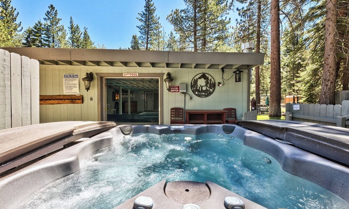 Christmas Valley Kabine | Pool, 3 Bett, 2 Bad, Whirlpool, Auf dem Fluss, Kid & Dog OK BBQ, Patio, Achterdeck,