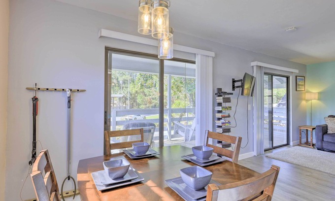 Steinhatchee Hütte | Tailing Tides Getaway w/ Covered Boat Parking!