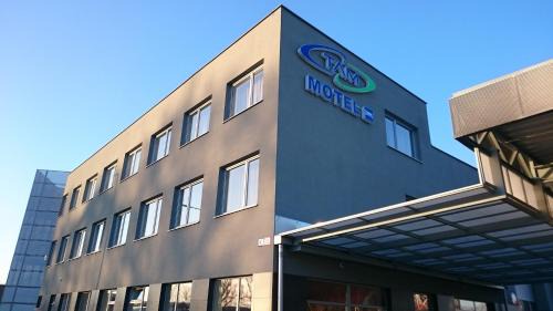 Malacky Hotel | TaM Autohof Malacky