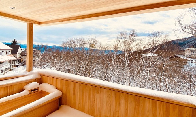 Madarao Mountain Resort Haus | Tani5 sleepsprivate openair bathself catered 8seater carprivate kitchenmoutain view / Iiyama Nagano