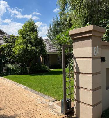 Klerksdorp Haus | Tanya's Haven Guesthouse