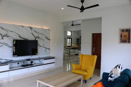 Valasaravakkam Wohnung | Tara Spacious 3BHK Virugambakkam