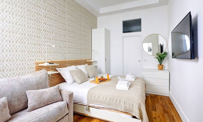Bel-Air Nord Wohnung | TBS 244 - Elegant and modern studio in Paris