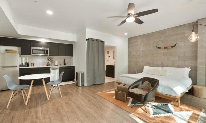 Riverside Wohnung | Tempe Lofty Studios