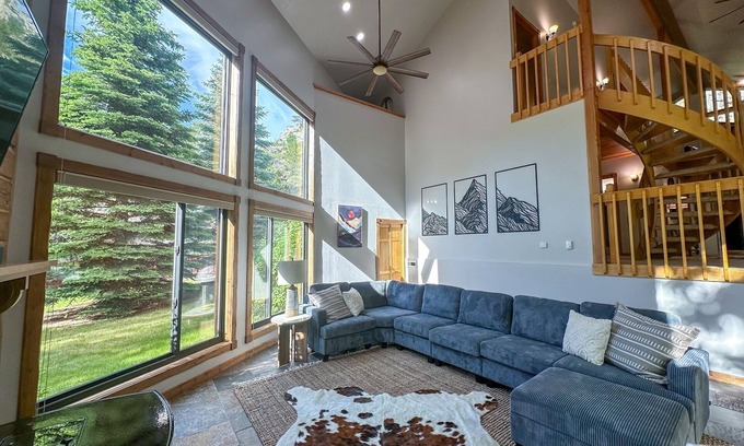 Ten Sleep Haus | Canyon Hideout - Secluded Retreat Near Ten Sleep! Surrounded by canyon walls!