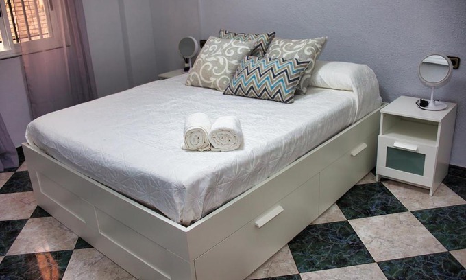 Jaen Wohnung | Teniente Bago con opción de aparcamiento