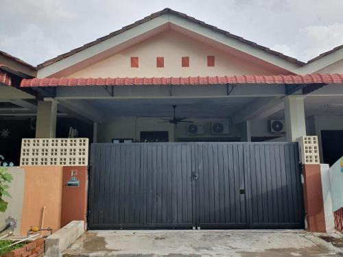 Batu Gajah Haus | Teratak Ayuni with Private pool