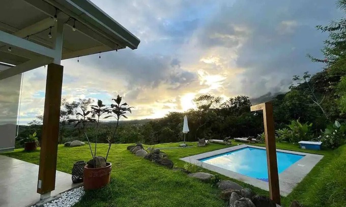 Ciudad Cortes Kabine | Terra Foc: un encantador hotel boutique