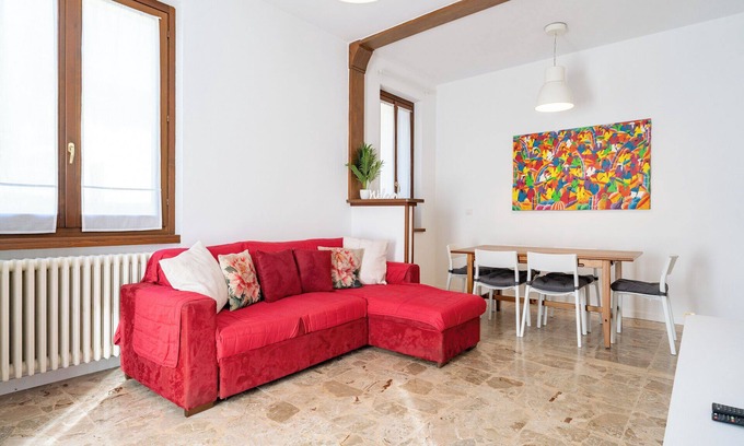 Introbio Wohnung | Terrazza Fucinetta - Zwei Schlafzimmer Wohnung, Schläft 6