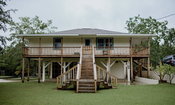 Shoreline Park Haus | The 1st Camp You'll Want to Stay At! Private Boat Launch & Plenty of Outdoor Fun