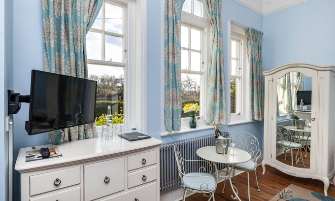 Westbrook Court Bed & Breakfast | The Agent's House Bed and Breakfast