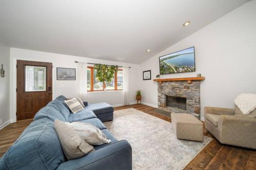 Lake Geneva Haus | The Albatross