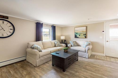 Fort Ann Wohnung | The Apartment at the Compound