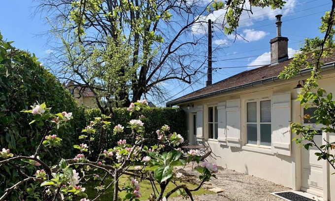 Besancon Haus | ANHANG 8, CHARME APARTMENT 4 ****