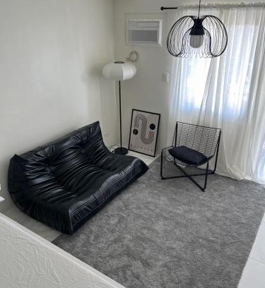 Bagumbayan Wohnung | The Bauhouse Studio with Balcony near Eastwood