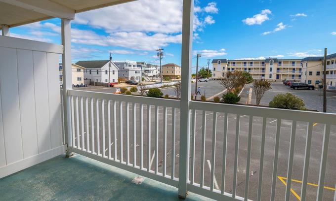 Ship Bottom Hotel | The Beach House at Drifting Sands